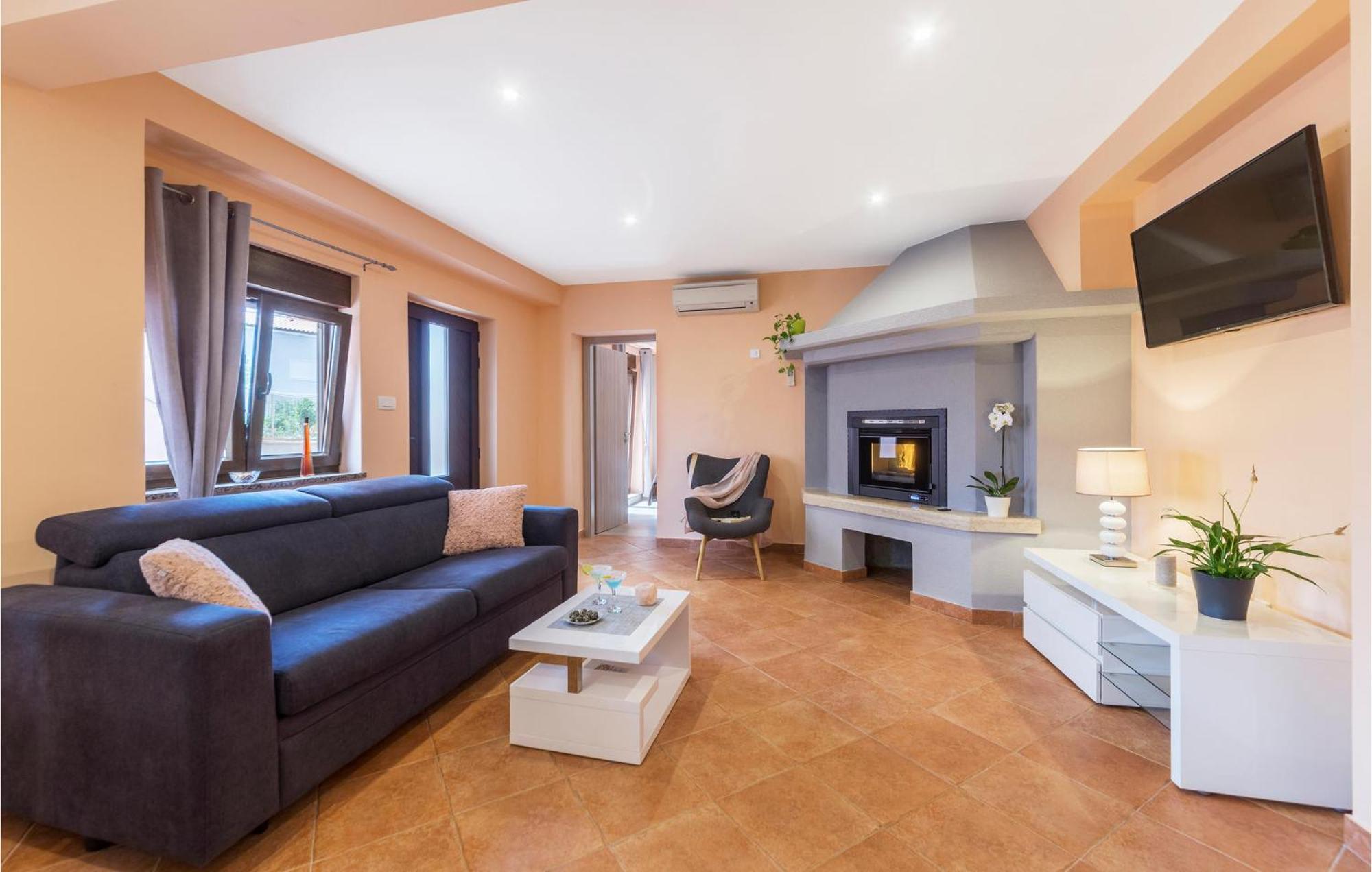 1 Bedroom Stunning Apartment In พูลา ภายนอก รูปภาพ